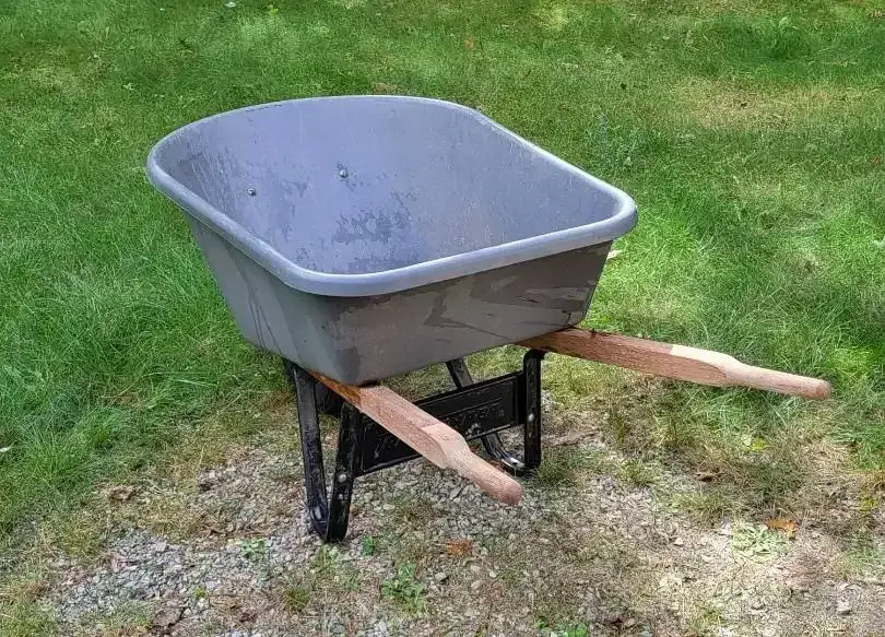 Tru Temper Wheelbarrow