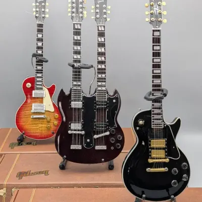 Axe Heaven Miniature Guitars #4