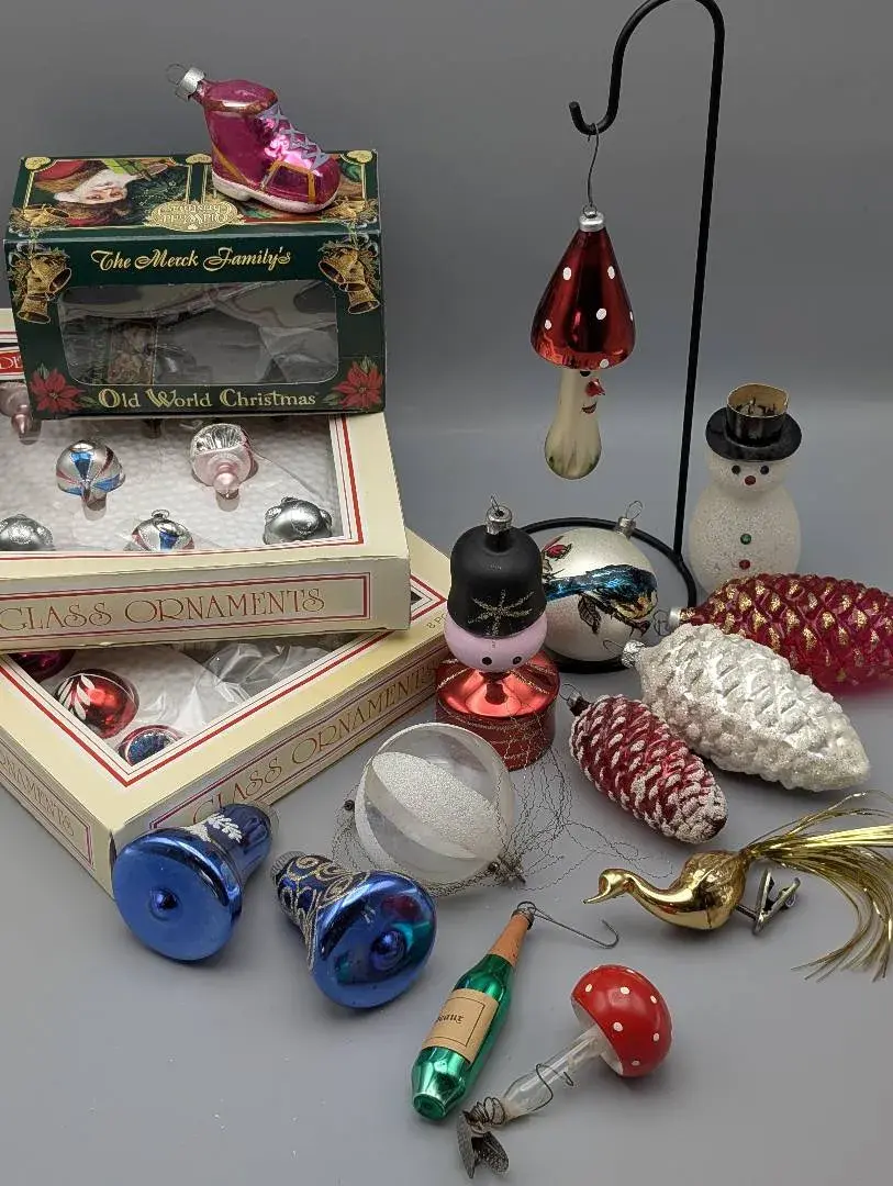 Glass Christmas Ornaments 