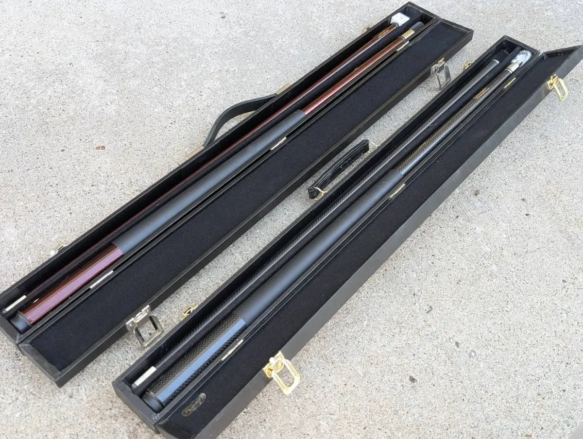 Graphite Pool Cues and Cases