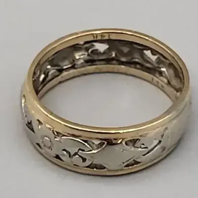 14K Pierced Openwork Band