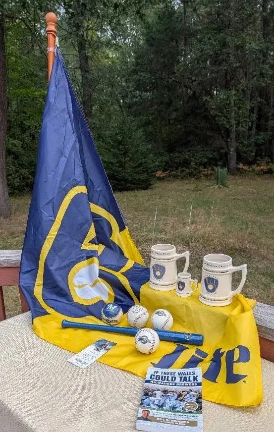 Milwaukee Brewers Fan Pack