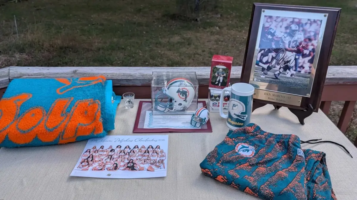 Miami Dolphins Fan Pack