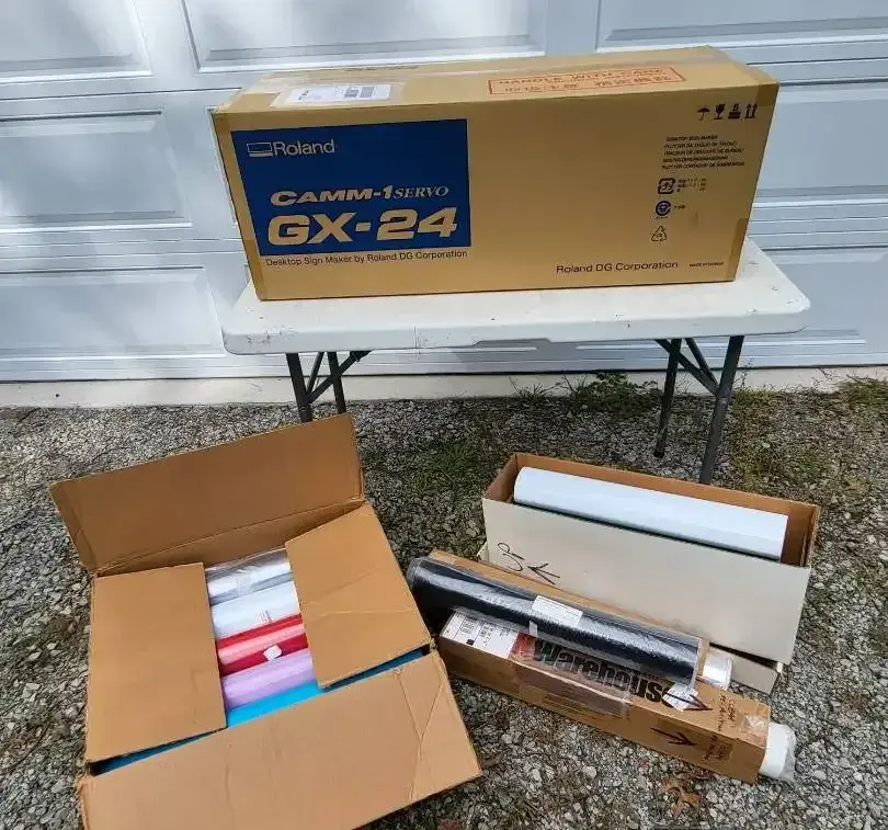 New-In-Box Roland Desktop Vinyl Cutter / Plotter / Sign Maker