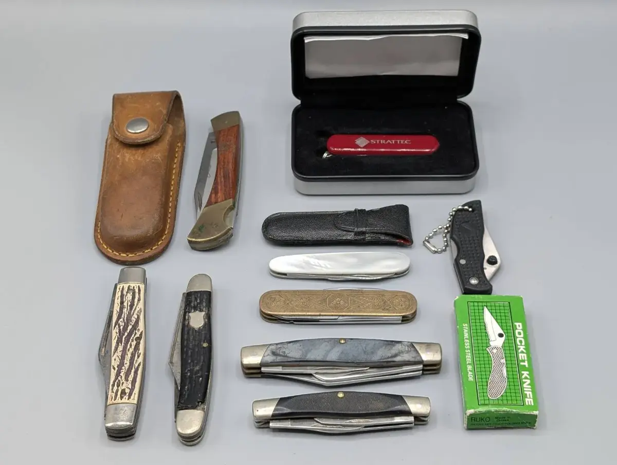Pocket Knives 