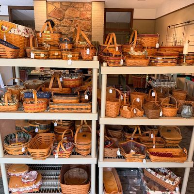 Longaberger.