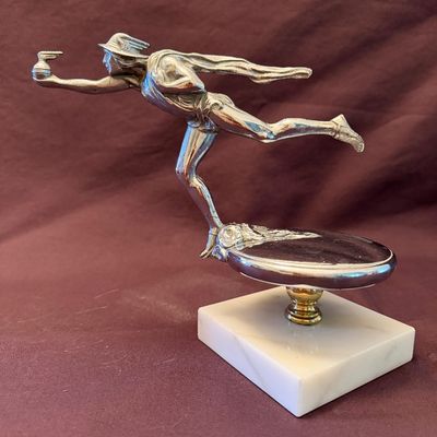 1931 Buick radiator cap