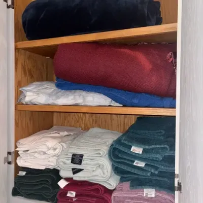 Sale Photo Thumbnail #583
