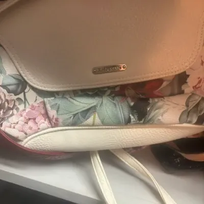 Sale Photo Thumbnail #388