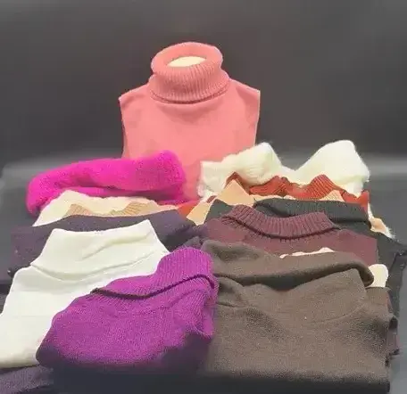 (12) Vintage Knit Dickies