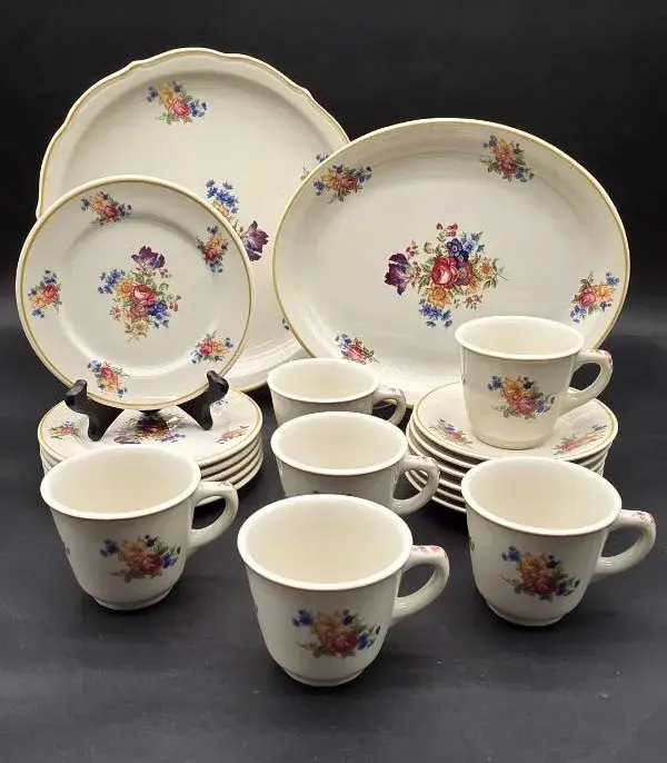 Syracuse Floral China Pieces 
