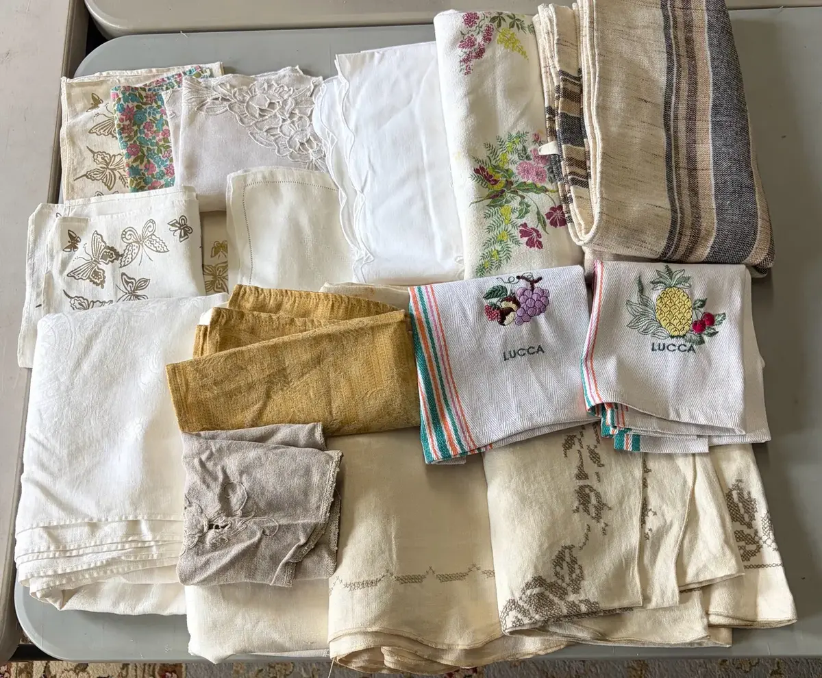 Napkins & Table Cloths