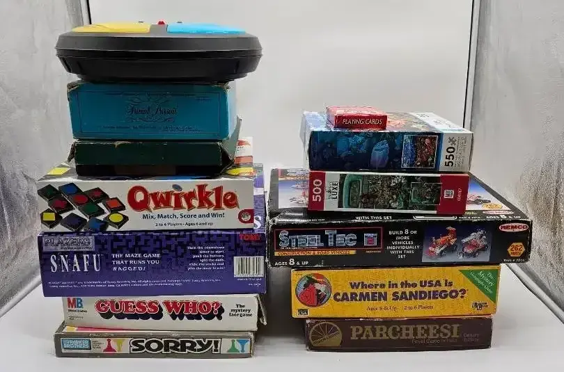 (13) Classic Family Games