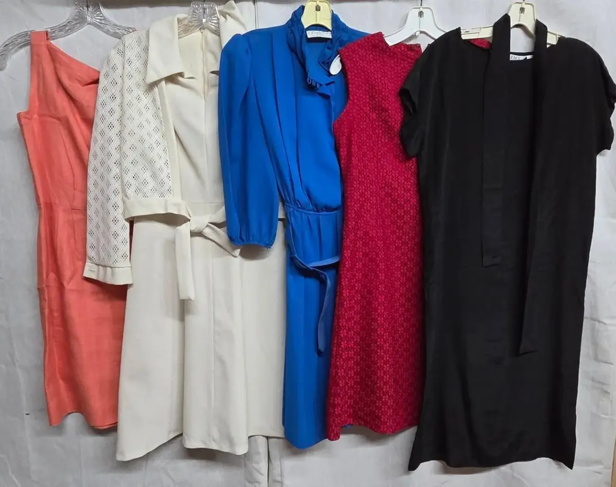 (5) Vintage Everyday Dresses