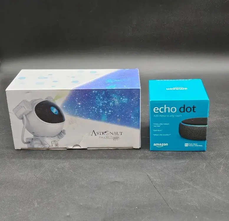 NEW Echo Dot & Astronaut Starry Sky Projector 