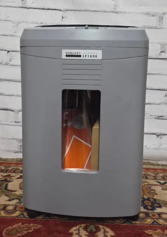 New Embassy Elite LF1200 Paper Shredder 