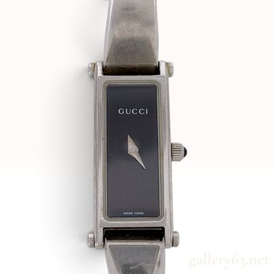 Gucci 1500L Black Dial Stainless Steel Bangle Ladies Wristwatch with Box