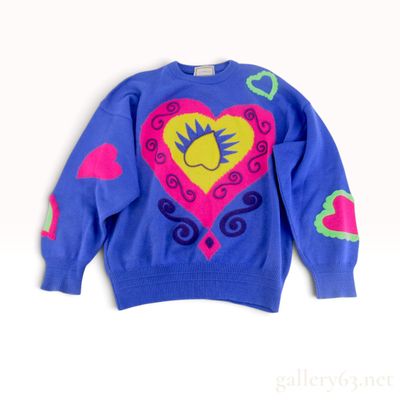 Vintage Gianni Versace Heart Motif 100% Wool Sweater Blue Size 25 Inch