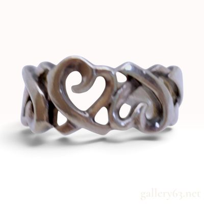 Tiffany and Co. Paloma Picasso Loving Heart Sterling Silver Band Ring