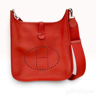 C. 2019 Hermes Evelyne III 29 PM Red Clemence Leather Crossbody Bag