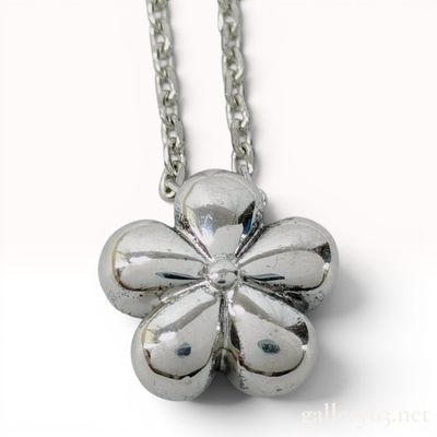 Yuki Torii Sterling Silver Puffy Flower Pendant Necklace