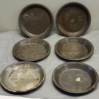 antique pie tins 9" lots of great names 6 x bid