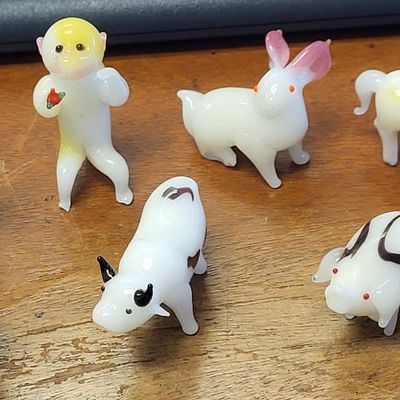 vtg miniature peking glass hand blown animals lot of 9
