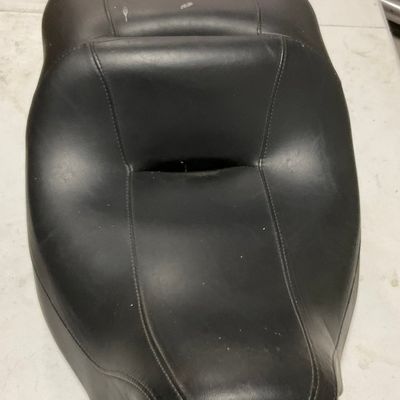 Harley-Davidson OEM Touring Two-Up Motorcycle Seat Part Number 52164-10