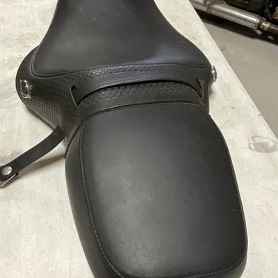 Harley-Davidson Two-Up Motorcycle Seat Part 60628 RDW-92/61-0067