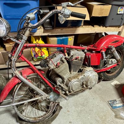 Custom Chopper Motorcycle with Harley-Davidson Evolution Engine