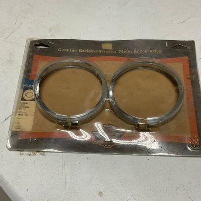 A Pair of Genuine Harley-Davidson Motorcycle Passing Lamp Molding Rings 68775-93T