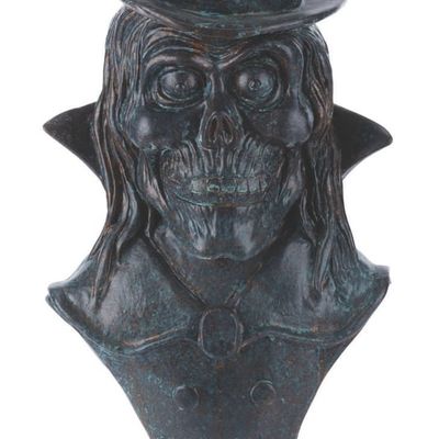 A Haunted Mansion Hatbox Ghost Bust.