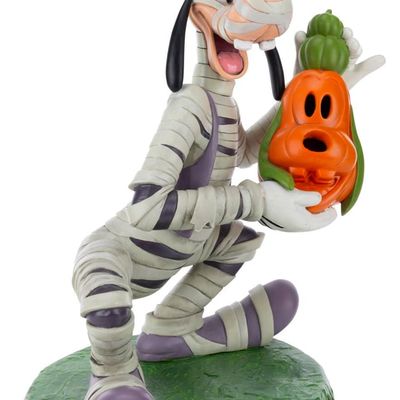 A Disney Parks Halloween Time Goofy Big Fig.
