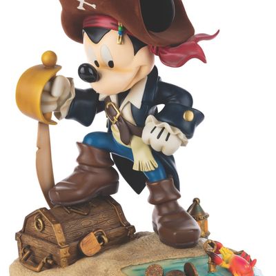 A Pirate Mickey Big Fig.