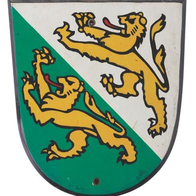 A Matterhorn Ride Queue Thurgau Crest.