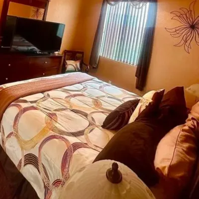 Queen size bedroom sets