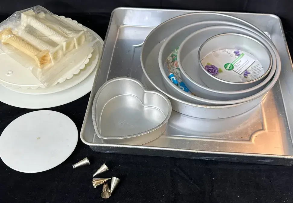 For Goodness Cakes! - Wilton Baking & More