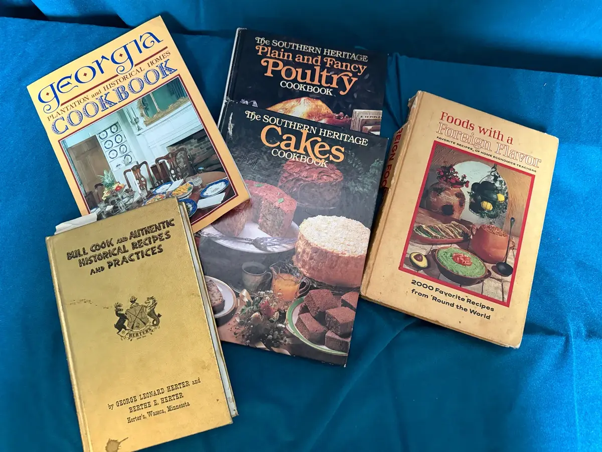 Historical Cookbook Lot