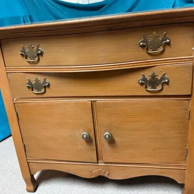 Small Vintage Dresser 