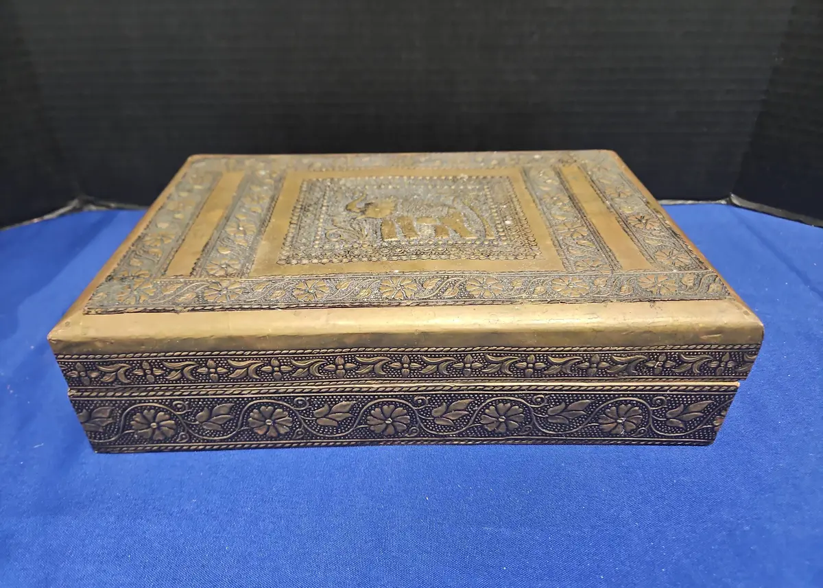 Vintage Elephant Brass Wood Gift Trinket Jewelry Box