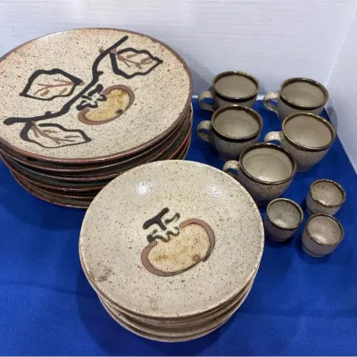 Vintage Japanese Mashiko Ware Dinnerware Set - 28-Piece, Mingei Folk Art Pottery, Mixed Nature Motif