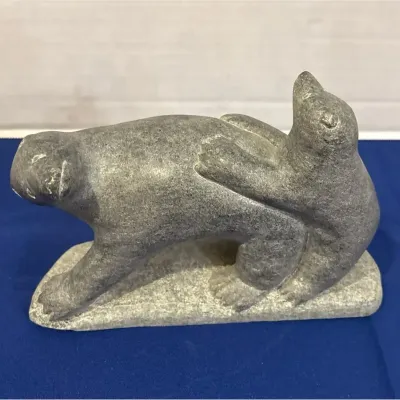 Canada Eskimo Art - 1981 Inuit Soapstone Carving, Davidee Erqu, Polar Bear Mother & Cub, Igloo Tag