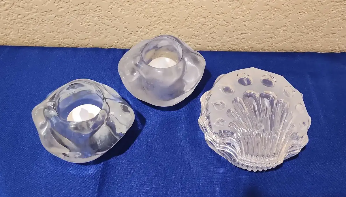 Vintage Box & Candles - Frosted Crystal Shell Trinket & 2 Glass Holders 