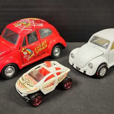 2 Volkswagen Beetles Diecast Cars & 2001 Hot Wheels Moto Cross -  Red Lovely Spider, White