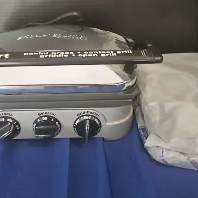 Griddle Gourmet By Cuisinart With Additional Flat Grill Inserts