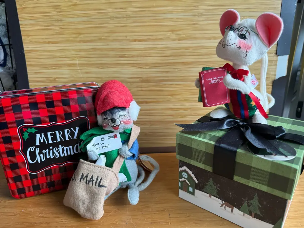 Vintage Annalee Christmas Mice – ’Twas the Night Before Christmas & Santa Mail