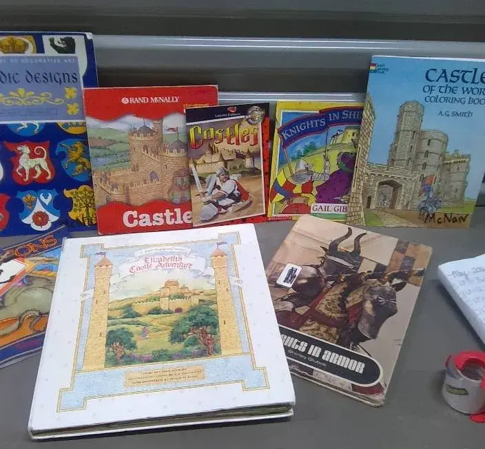 Castles And Knight Books
