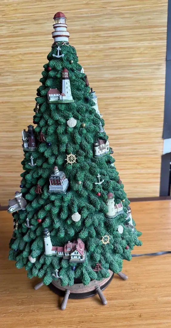 Vintage 1999 Danbury Mint Captain’s Lighthouse Christmas Tree – Lighted 18” Nautical Collectible