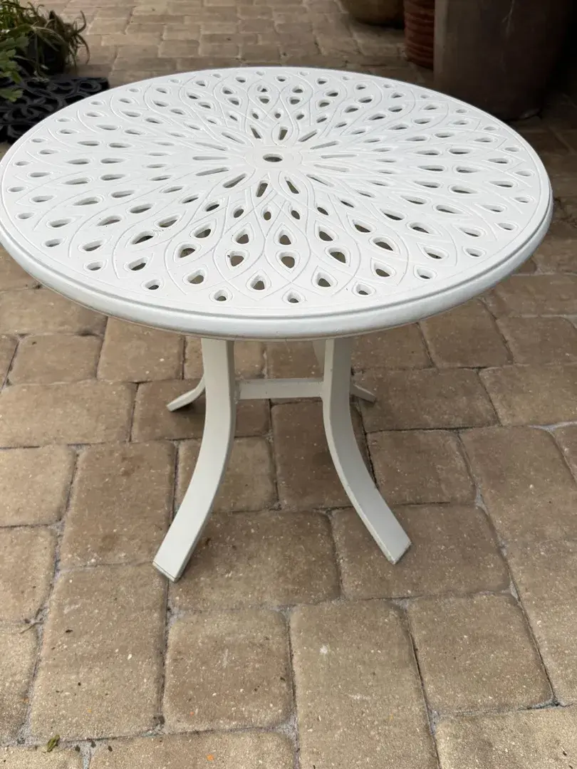 Quality Cast Aluminum Patio Side Table with Ornate Pierced Floral Top – 24”