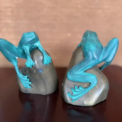 Vintage David Kay bronze verdigris frog bookends